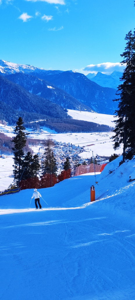 Blick auf St. Valentin von der Talabfahrt Richtung Haideralm.
