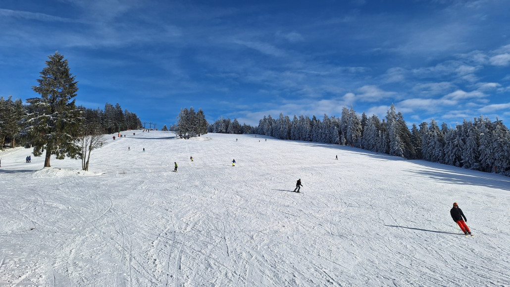 Die Piste von unten.