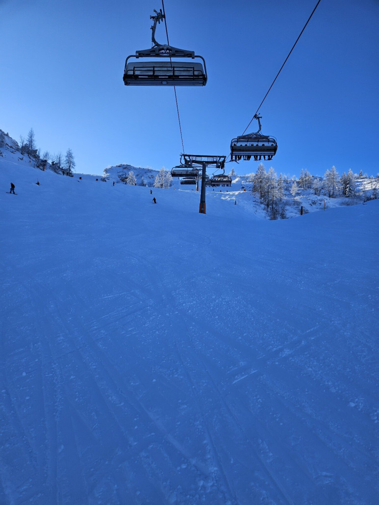 unter der 8 KSB Steinplatte