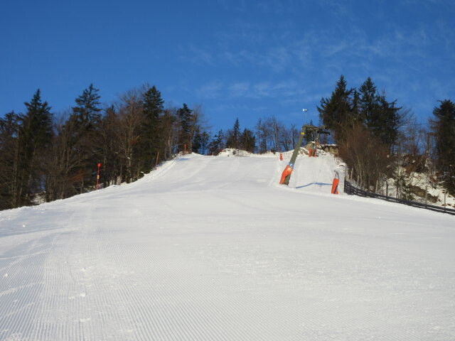 Abfahrt Hochfilzen II, rechts daneben der 2-SL Hochfilzen II