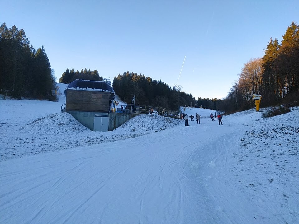 Verbindung zur kleinen Büre