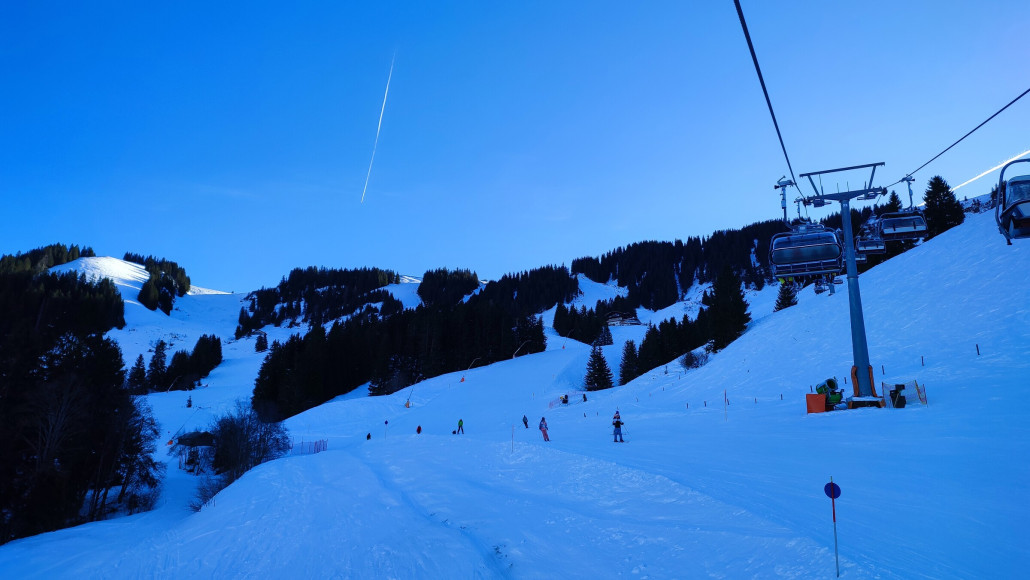Aaberg: rechte Schwarze oben komplett vereist, linke Schwarze schön griffig.