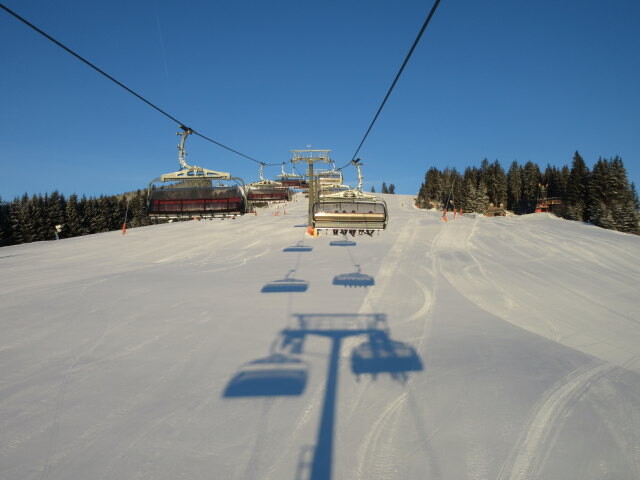 8-CLD-B Glockner, darunter die Glocknerwiese