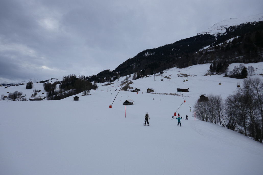 Kurze Piste von Bergstation zur Ladisabfahrt