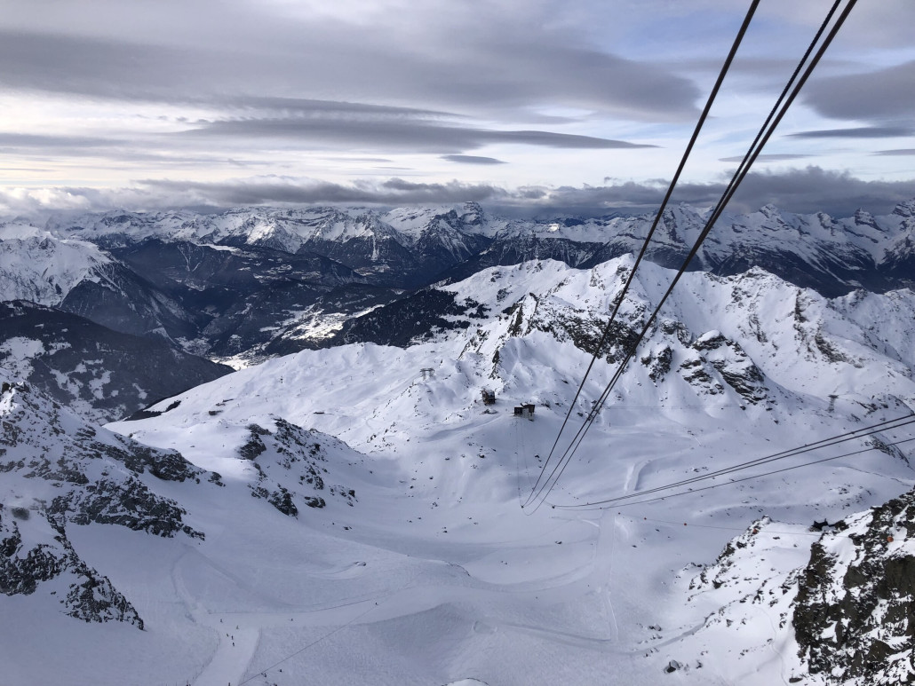 Im Gondel herrschte ein Stille, ist es den Wetterumschlag geschuldet, oder doch der steilen Hang?