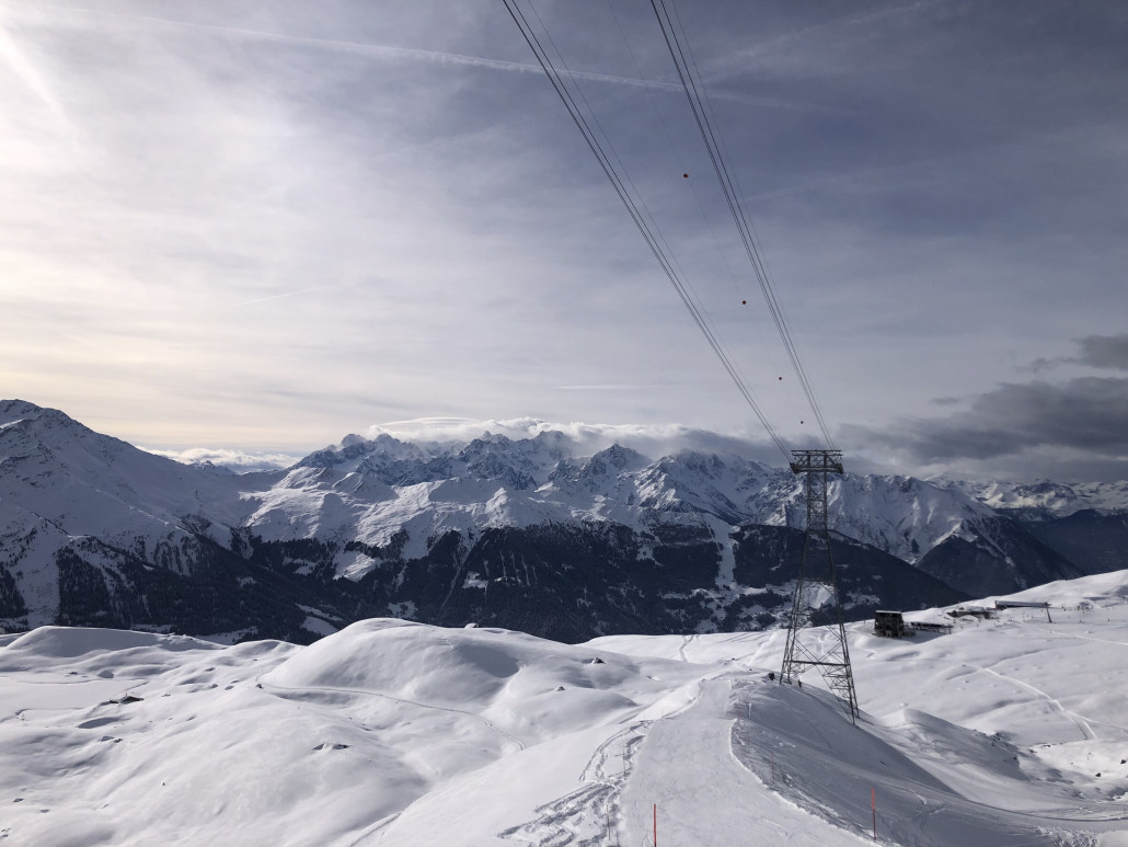 Der Jumbo bringt uns bald zum Col des Gentianes