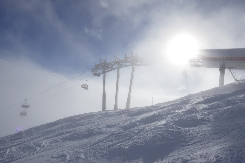 Mehr als 1 Stunde später, als wir dann endlich oben waren, kam kurzzeitig wieder Nebel/Wolken auf