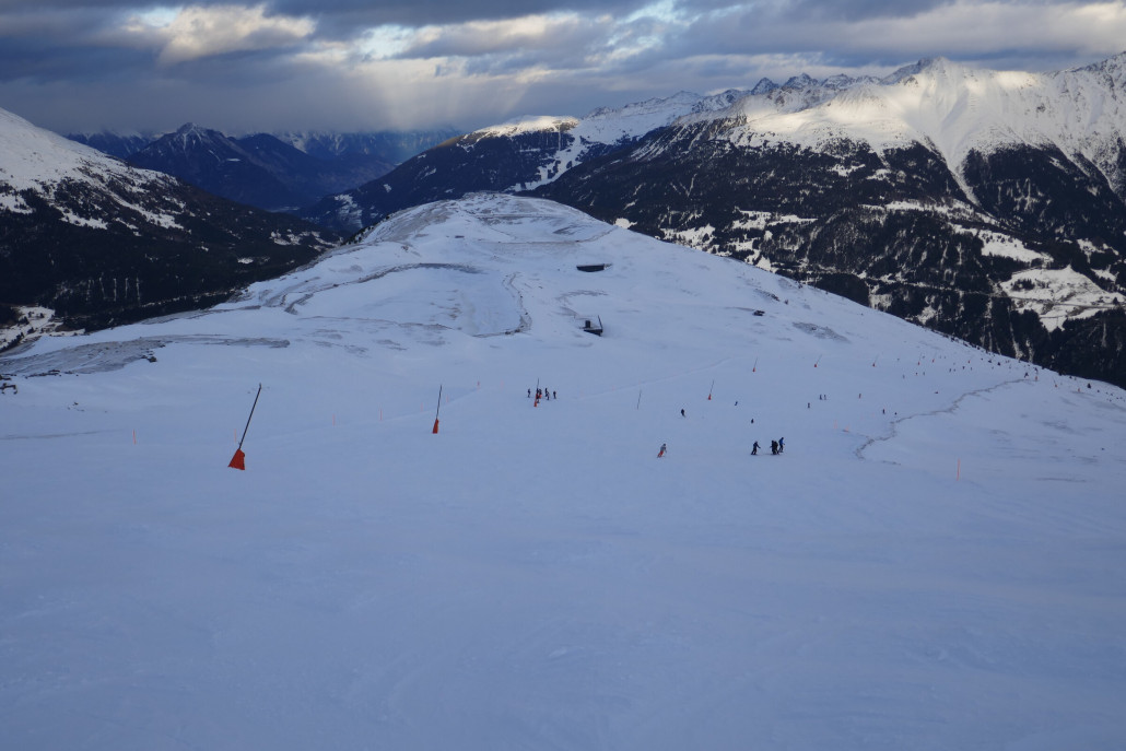 Frommes und fast leere Speicherbecken