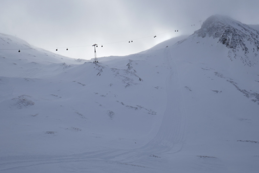 Erste Präparierungsversuche an der Pezid-Vertikal. Aber leider kommt der Dreck raus