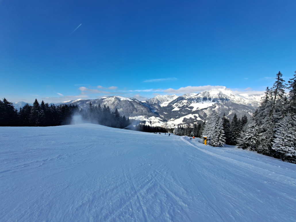 Piste 1 (Talabfahrt Rußbach) zur Mittagszeit