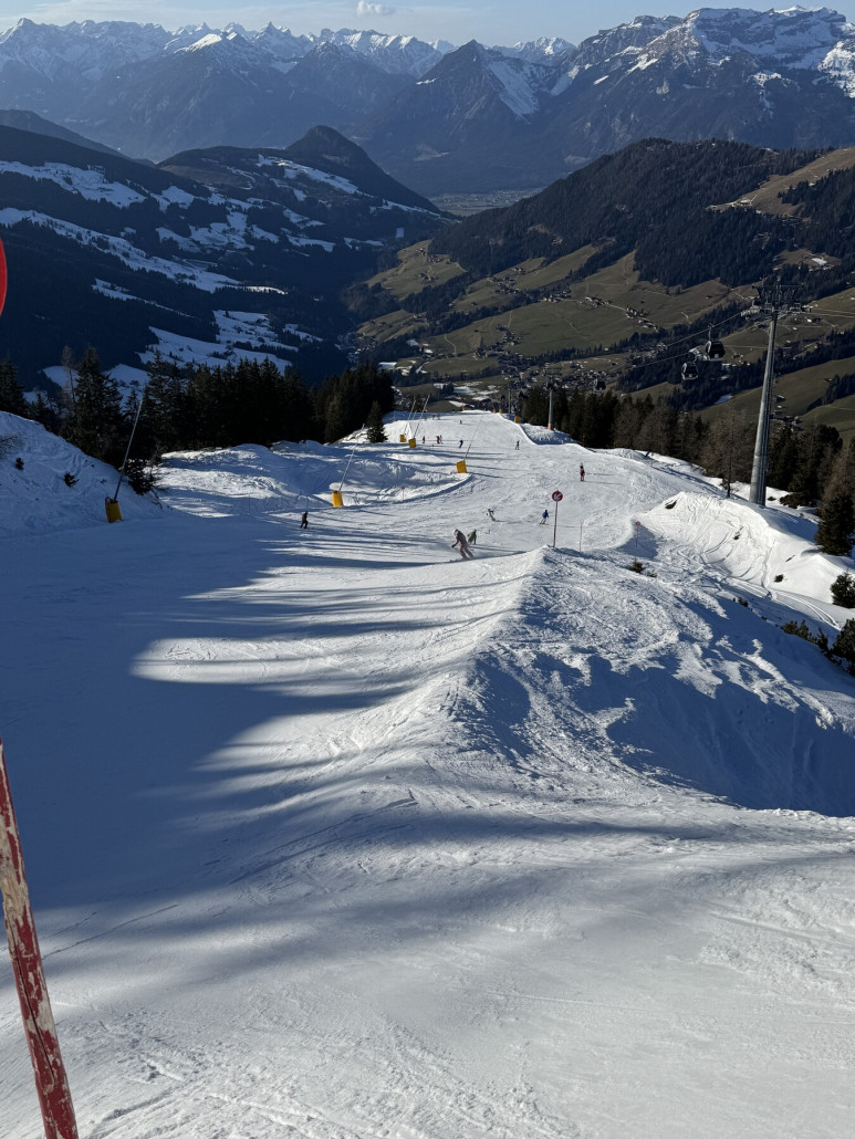 Auf der der roten 13 zur Verbindungsbahn.
