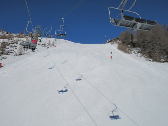 3-CLF Sonnenalm, darunter der Sonnenhang mittel