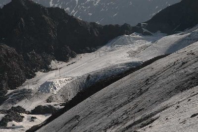 Auch ein Schneedepot am Nörderjoch.