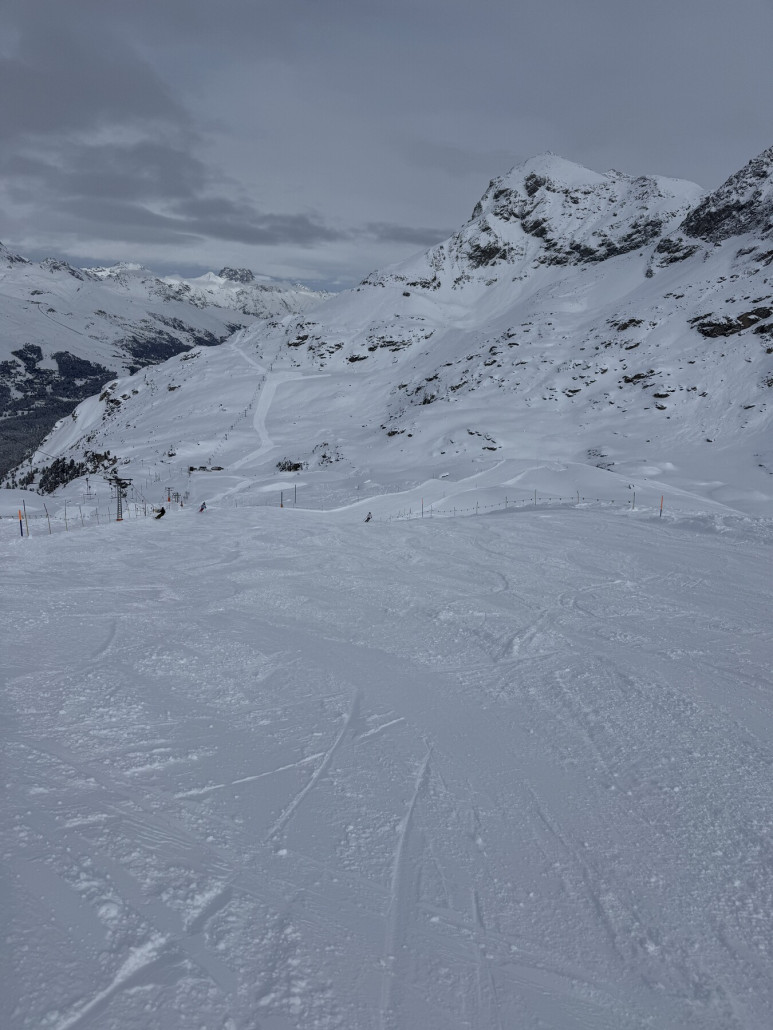 Auf der 7 mit Blick Richtung Gian d‘Alva