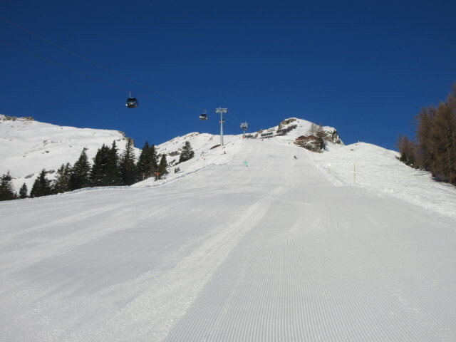 Alpjoch-Abfahrt, links daneben die 10-MGD Alpjoch