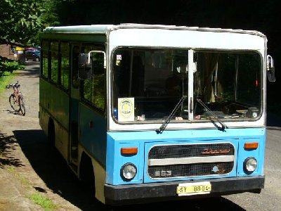 Oldtimer Ikarus Bus.jpg
