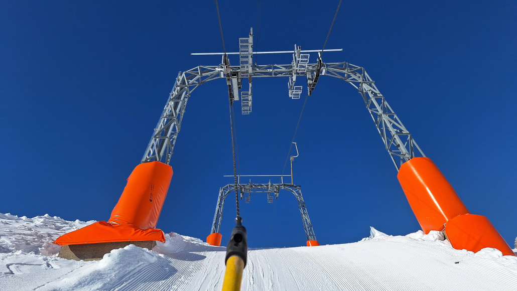 Man sieht fast nur noch Himmel