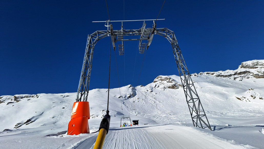 der obere Teil ist dann wieder flacher