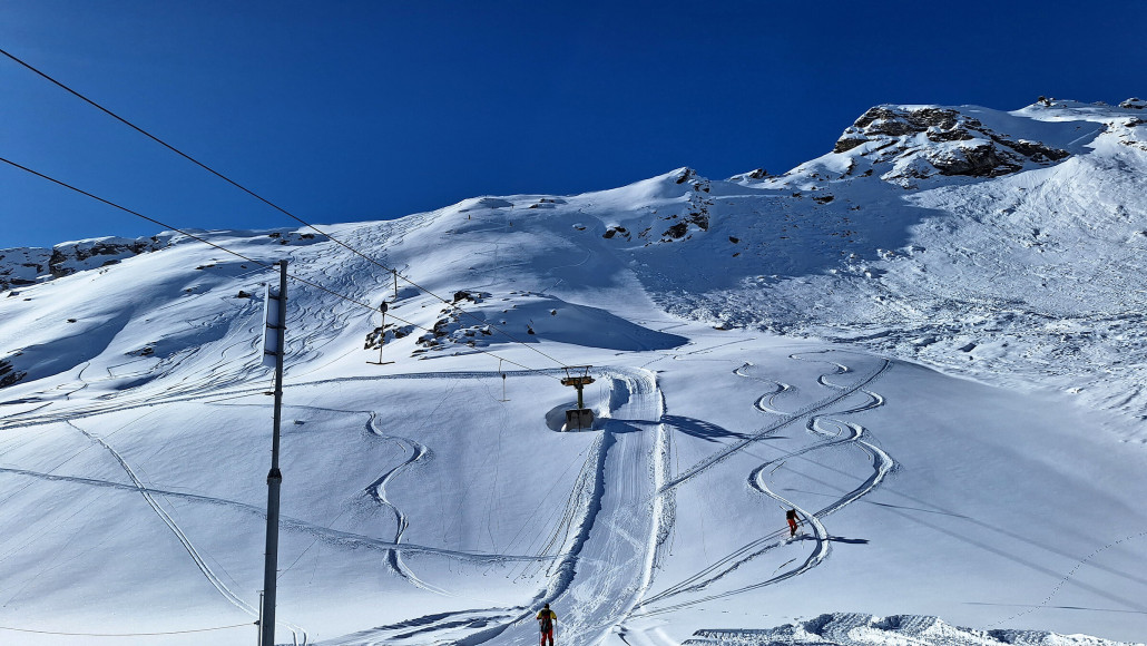 Bergstation. Es fehlt hat noch ein Gipfellift.