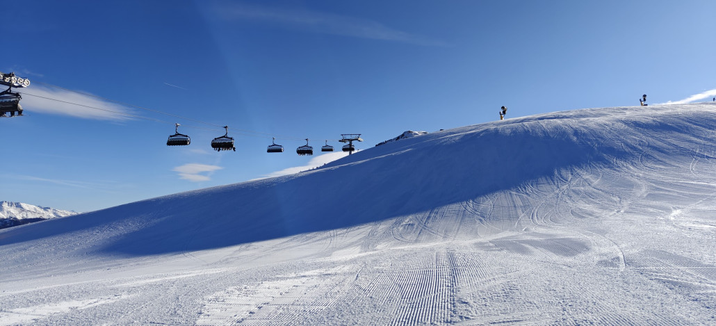 stilvoll schwebt die 8KSB Hasenköpfl über die Köpfe..