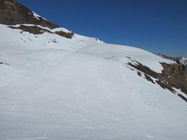Muldenabfahrt (durch den geschlossenen 2-SL Grat nicht erreichbar)