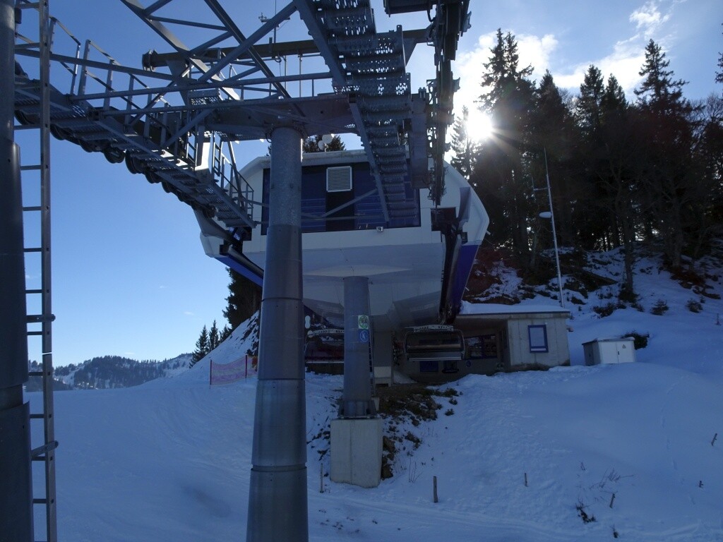 Einfahrt in die Bergstation