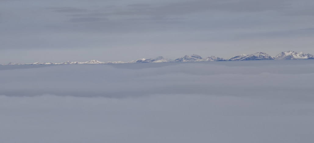 Sandwich-Pano. im Vordergrund müsste der Zirbitzkogel sein.