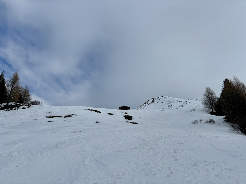 ...und etwas weiter unten, hier und da schaut der Untergrund heraus