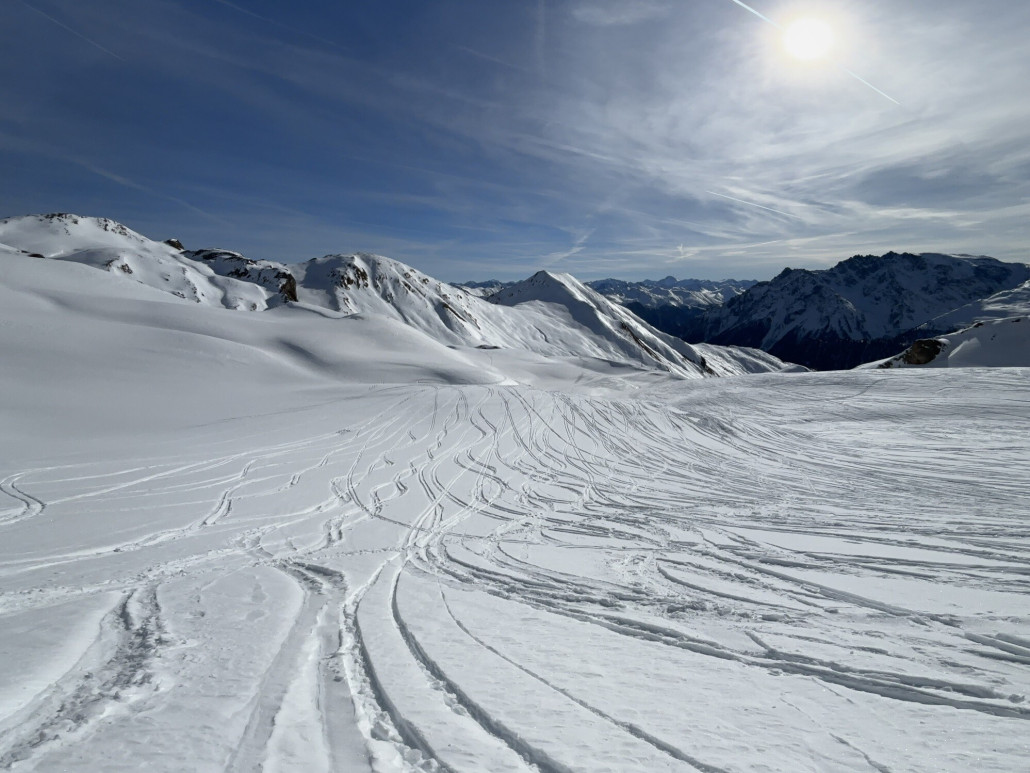 Offpiste nördlich der Abfahrt 66, eher so semi-gut wegen Ost-Ausrichtung