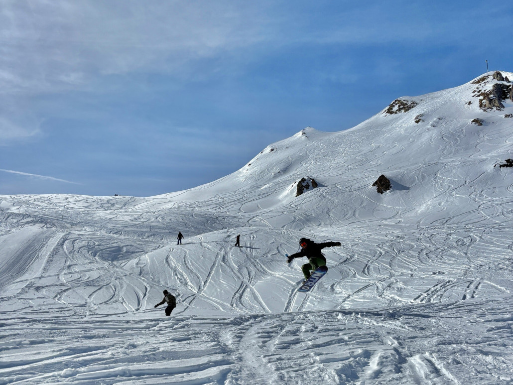 Offpiste vom Alp Trider Sattel westlich der 69, das ging wunderbar pulvrig