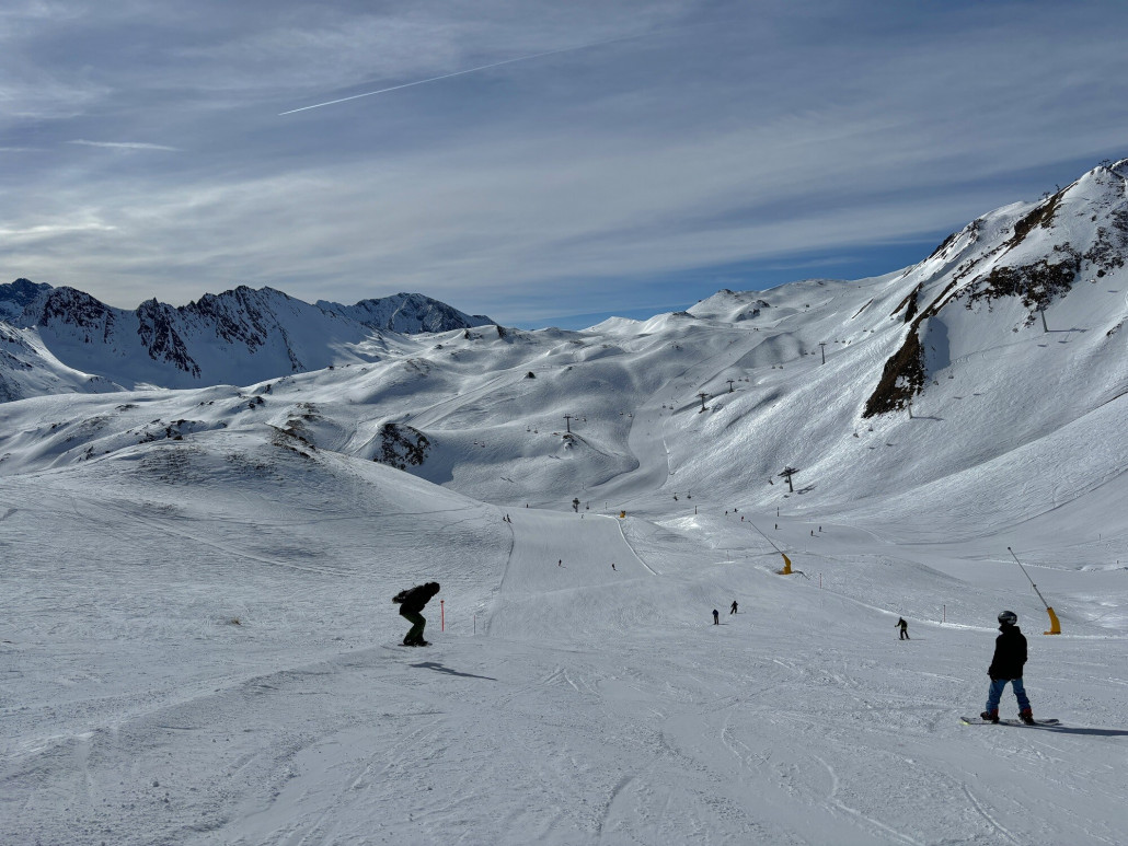 Nr.71 hinab nach Salaas, eigentlich die langweiligste Variante in dieser Ecke