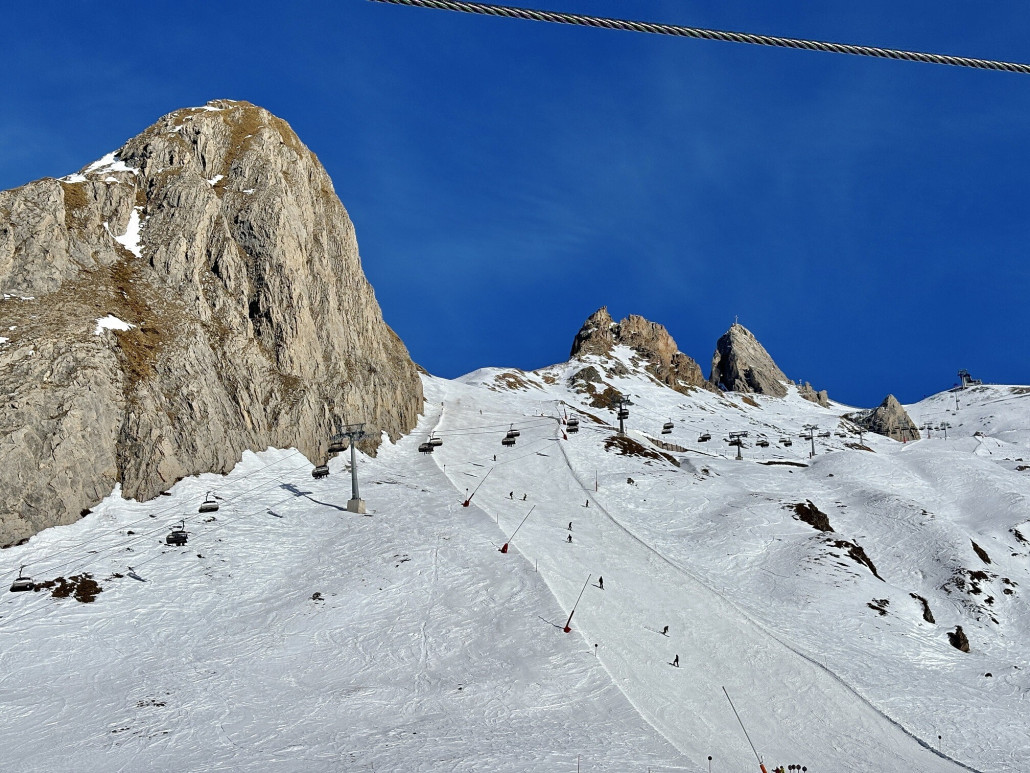 Lange Wand war aus der Ferne im oberen Teil schon dünn anzusehen, haben wir ausgelassen