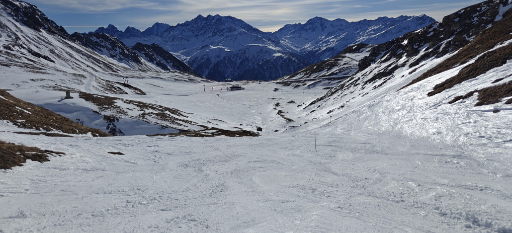 auch die Skiroute Hochtor dank Schneeverwehungen in der Muld ganz gut fahrbar