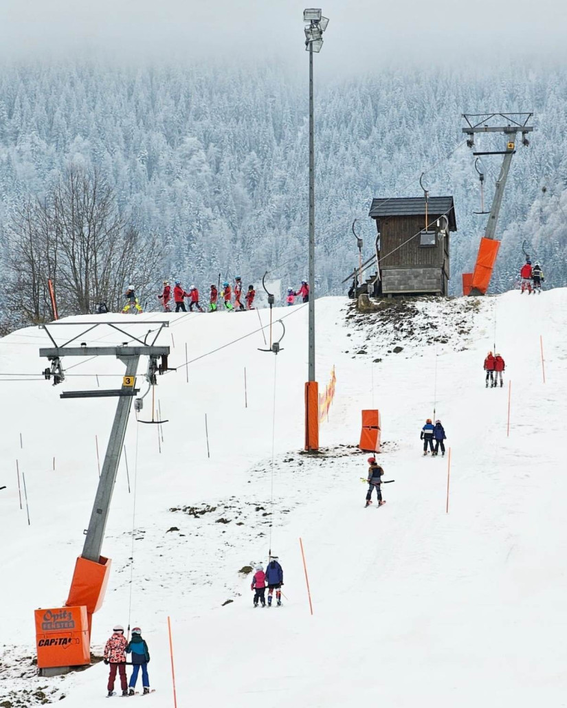 Kein reiner Anfängerlift - manche Abschnitte wären für Beginner wohl zu steil, für Trainingsgruppen aber gerade richtig.