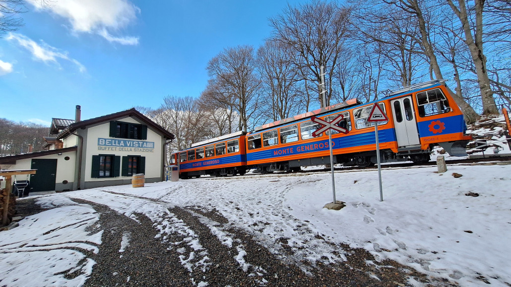 Einfahrt in Bellavista