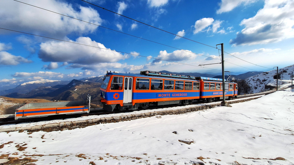 Letzter Zug des Tages bergwärts