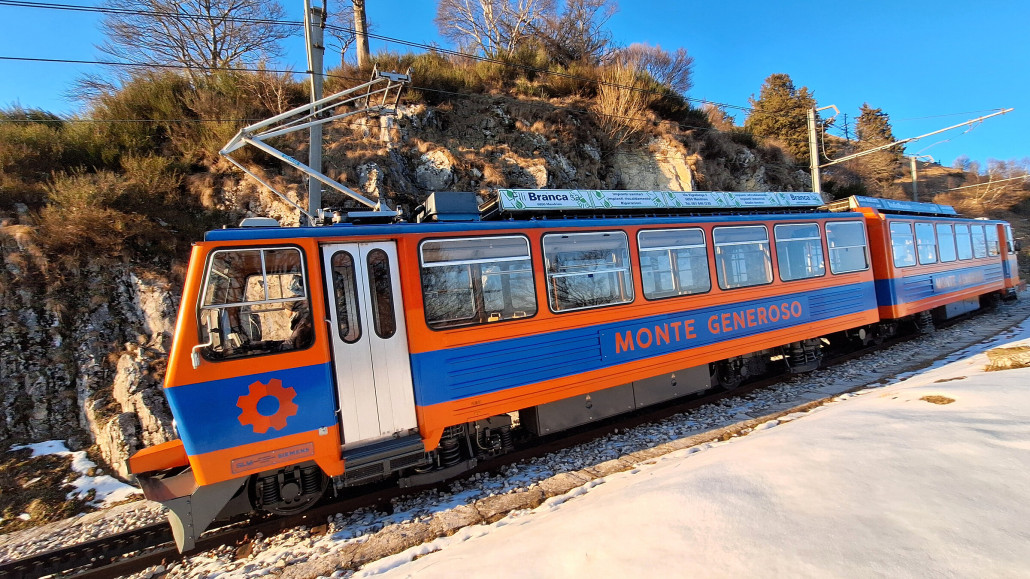 In den letzten Sonnenstrahlen des Tages gehts talwärts