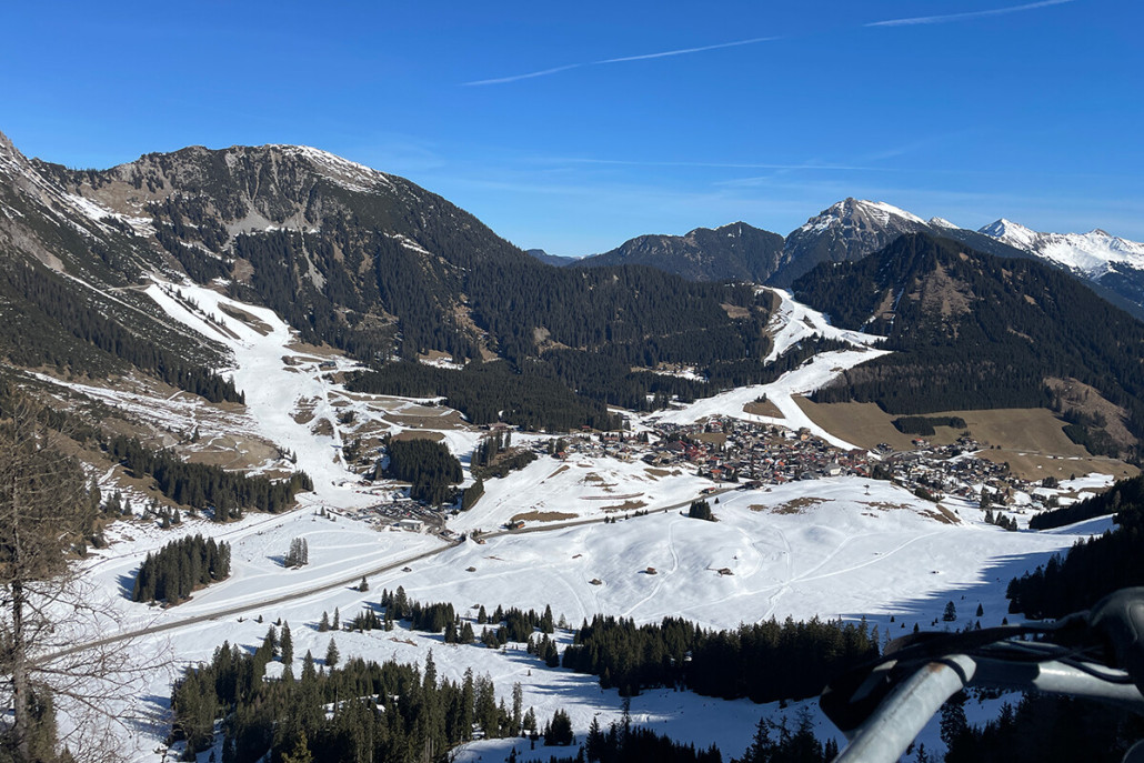 Blick von der Rastkopfbahn in Richtung Berwang