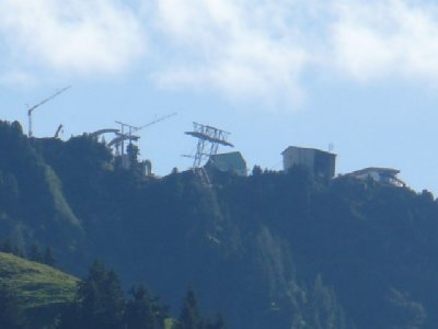 Bergstation Zoom vom Zillergrund.jpg