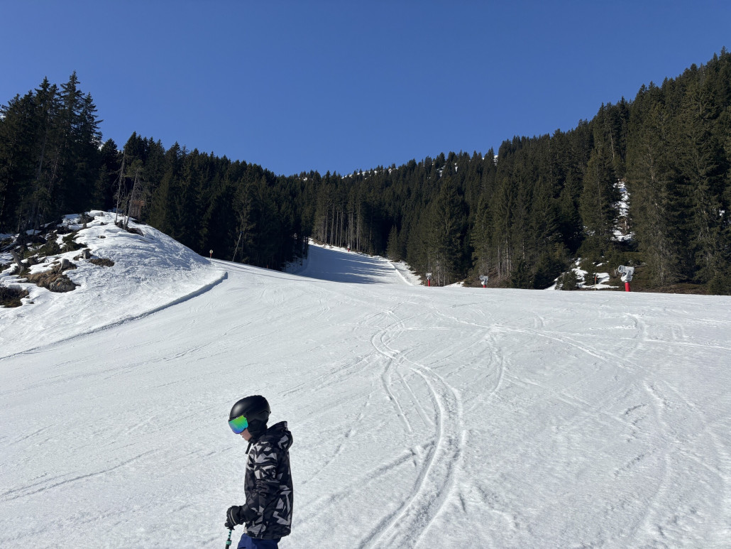 Die Talabfahrt nach Gaschurn geht noch recht gut, wenn man früh dran ist
