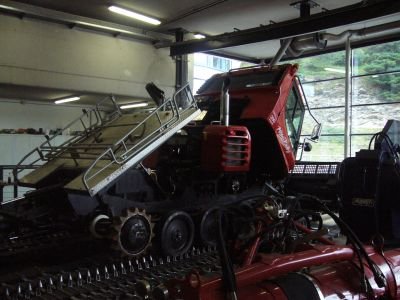 steht schräg an der Seite drauf ;-)