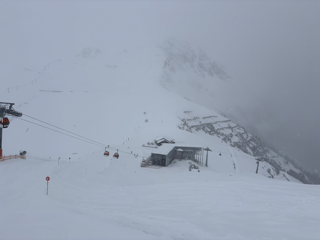 Grasjochbahn - Hochalpilabahn - Leeres Saisonende - äh ne, das ist ja erst in über einem Monat…