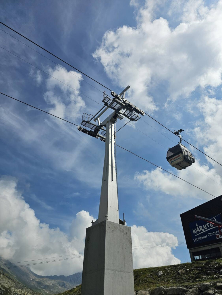 Die erste Stütze aus der Nähe.