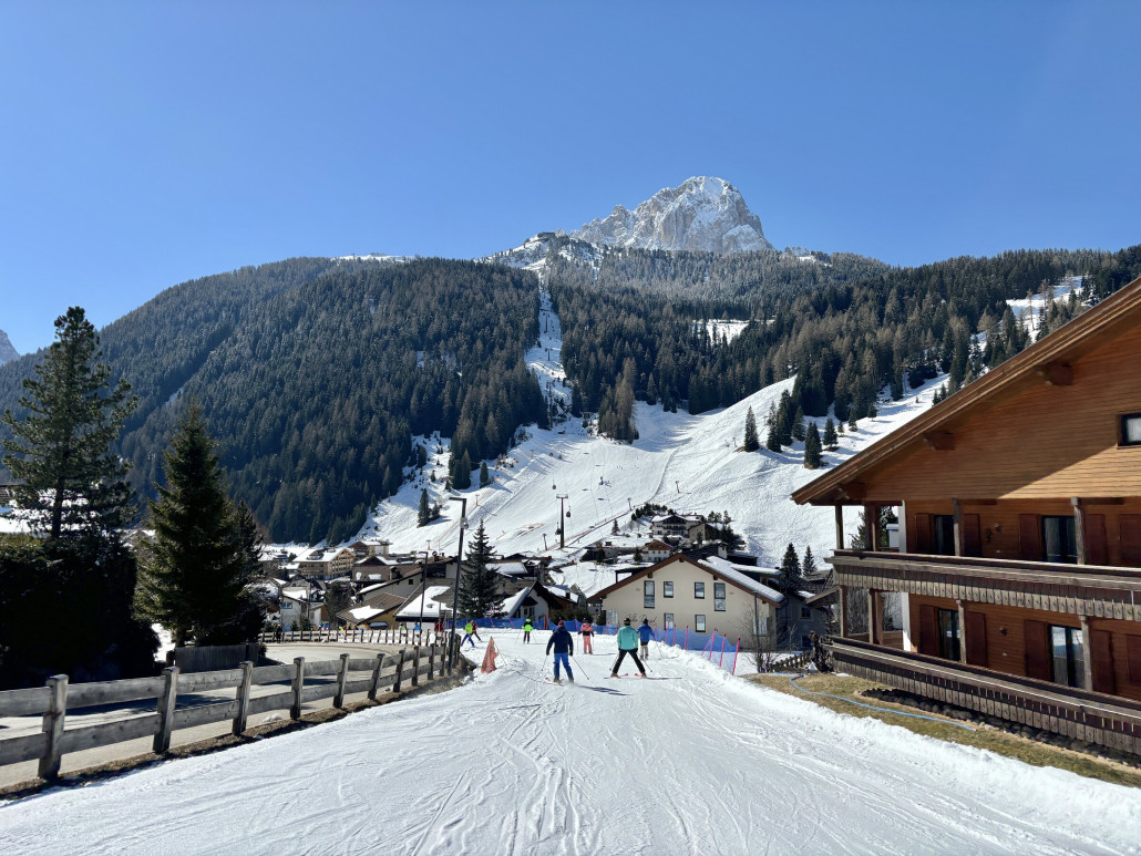 Ortsdurchfahrt in Wolkenstein noch ausreichend eingedeckt