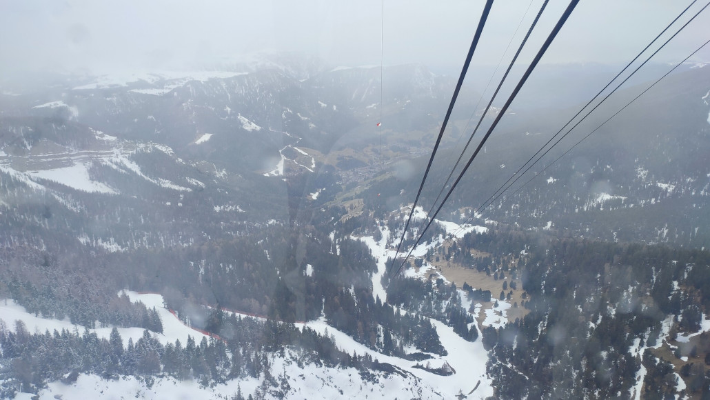 La longia oben, richtig mies