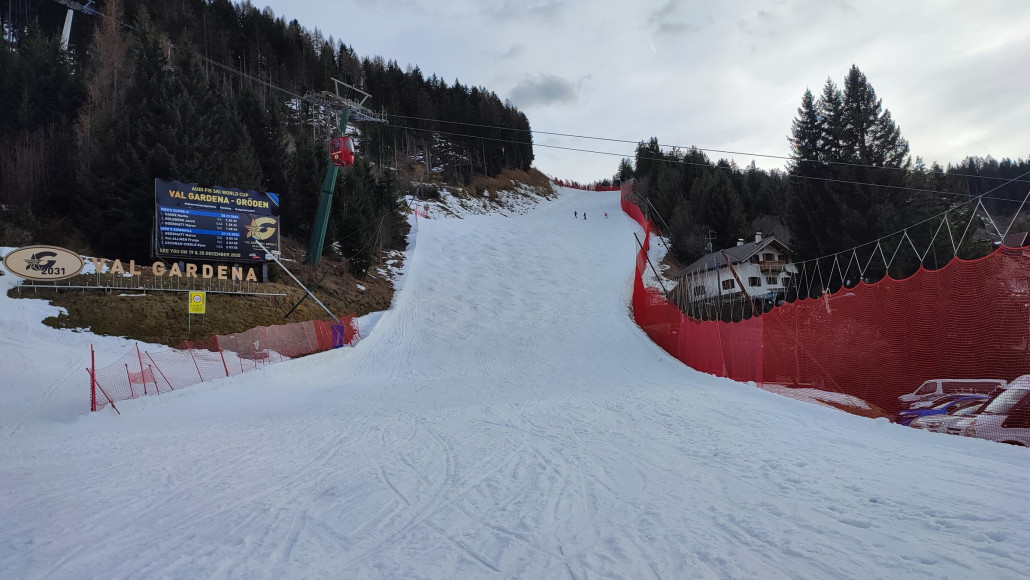 Schlusshang Sasslong, Skikampf