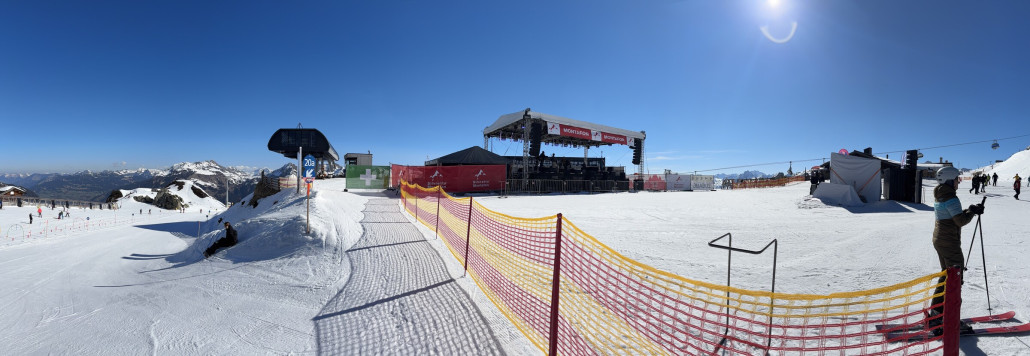 Konzertgelände neben Bella Nova