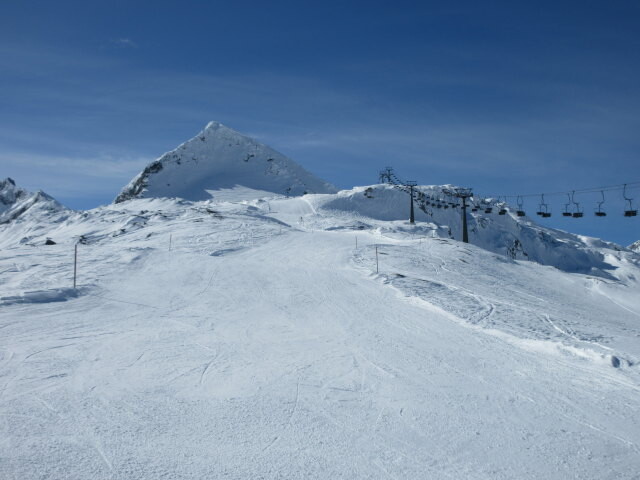 Medelzabfahrt, rechts der 2-CLF Medelz