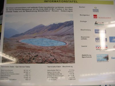 Plakat an der Talstation der SSB Parsenn