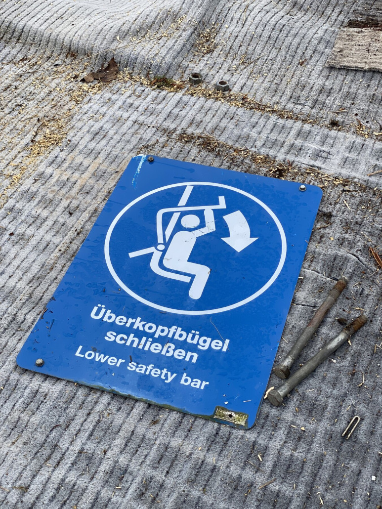 Wäre ein nettes Souvenier gewesen, aber ich habe es artig liegen gelassen